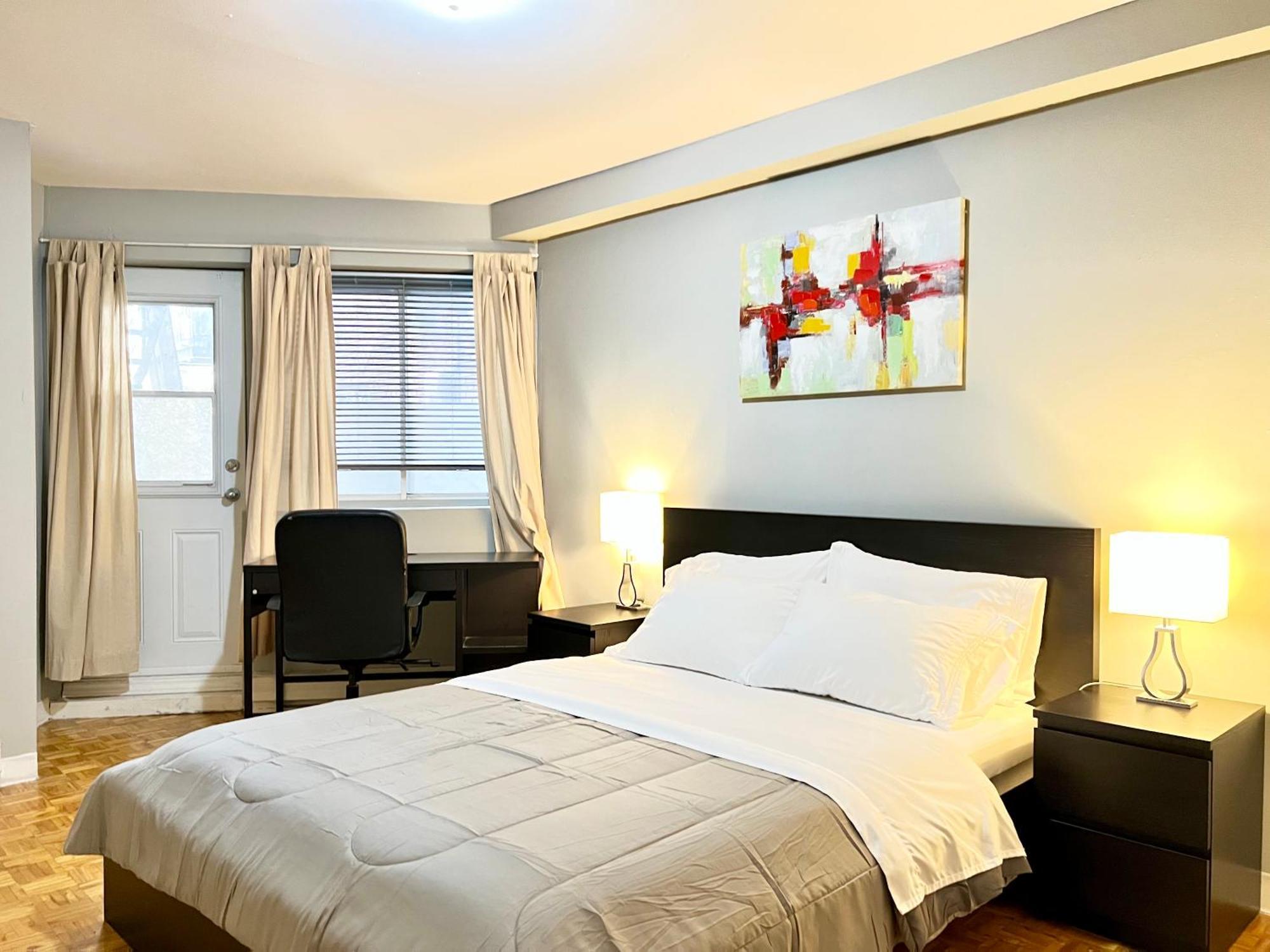 Apartment Hotel St-Denis Montreal Exterior photo